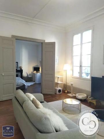 Appartement à louer 3 pièces 74.3m² Blois (41000)