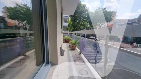 Arcachon Centre – Appartement T4 avec terrasse et parking, à deux pas des plages - 33120 Arcachon - Réf 86134877