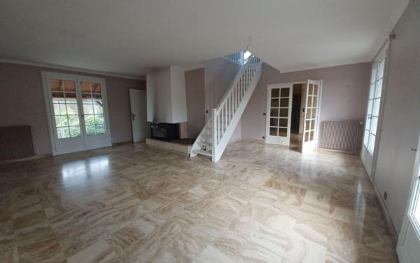 Maison à vendre    7 pièces •  La Souterraine