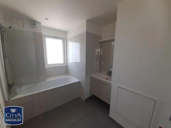 Appartement à louer 2 pièces 55.38m² Nantes (44000)