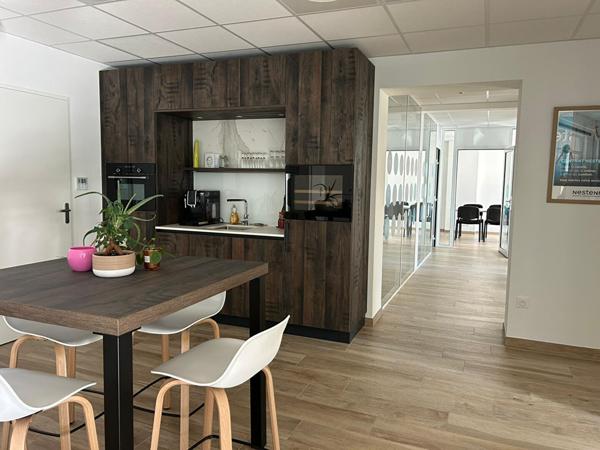 Local commercial 10 ' de Voiron 130 m2