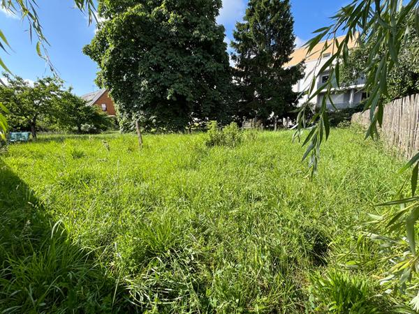 A VENDRE Terrain constructible à Angers, au coeur de la Madeleine
