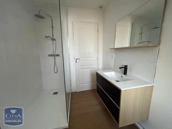 Appartement à louer 3 pièces 66.88m² Saint-Quentin (02100)