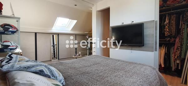 Maison
         4 pièces
        - 115 m² 237 900 € *