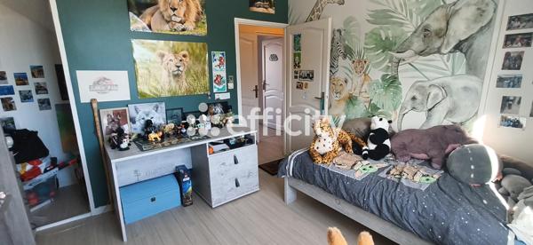 Maison
         4 pièces
        - 115 m² 237 900 € *