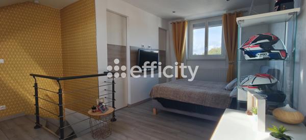 Maison
         4 pièces
        - 115 m² 237 900 € *