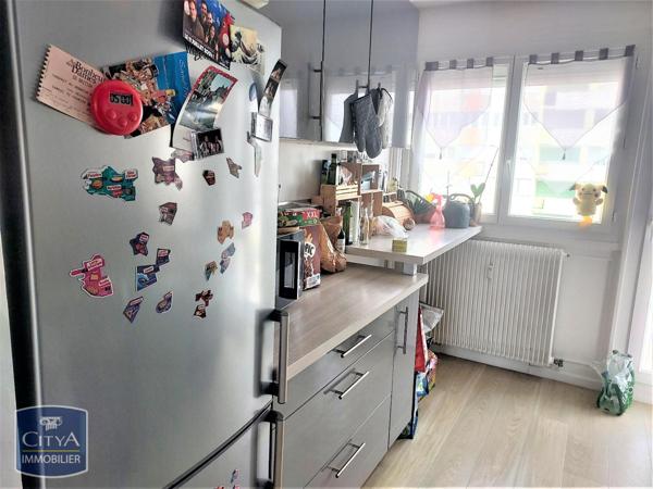 Appartement à louer 4 pièces 77.88m²