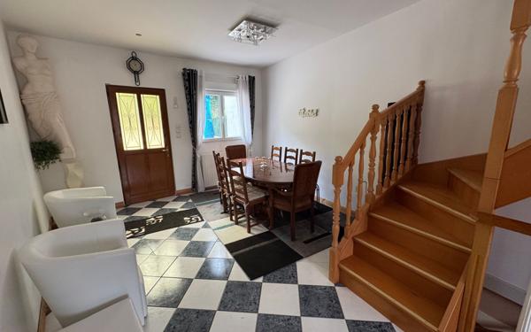 Maison à vendre    7 pièces •  Viroflay