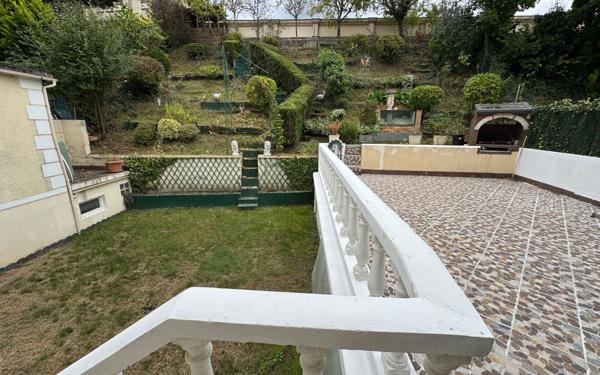 Maison à vendre    7 pièces •  Viroflay