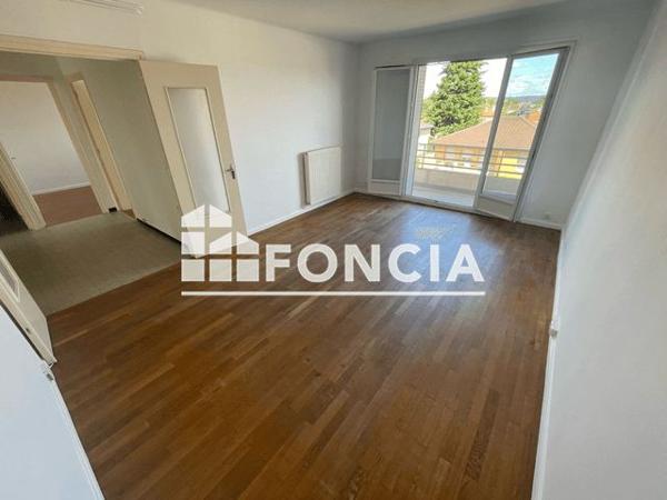 Location Appartement 4 pièces 94.5 m² - 2/10 RUE MISTRAL - 28 RUE V.HU Meyzieu 69330