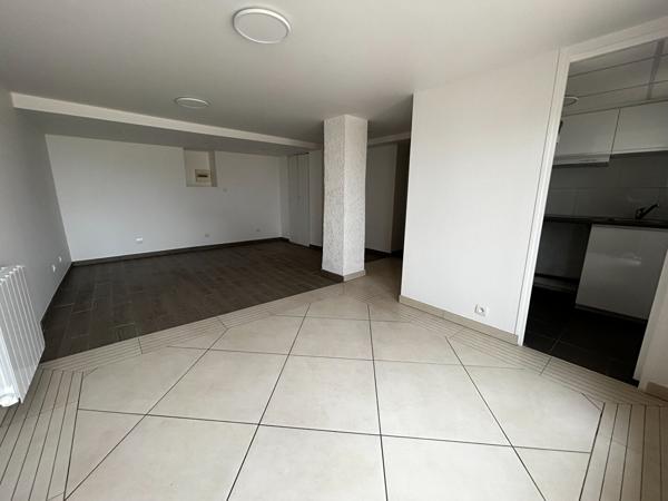 Appartement Plaisir 1 pièce(s) 29.67 m2