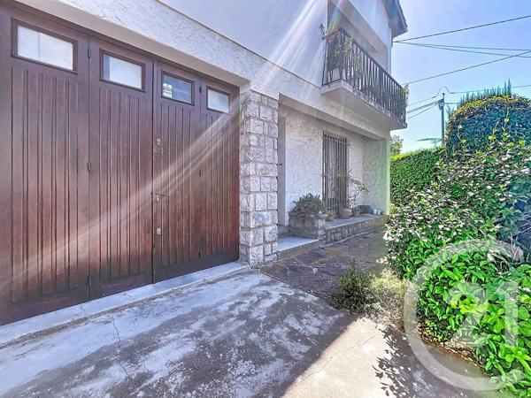 Maison à vendre  6 pièces - 133 m 2   BEZIERS  - 34