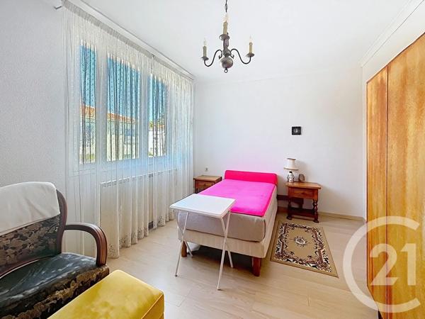 Maison à vendre  6 pièces - 133 m 2   BEZIERS  - 34