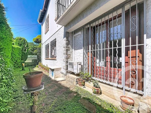 Maison à vendre  6 pièces - 133 m 2   BEZIERS  - 34