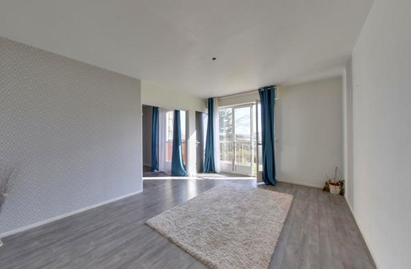 Appartement Auxerre 5 pièce(s) avec balcon