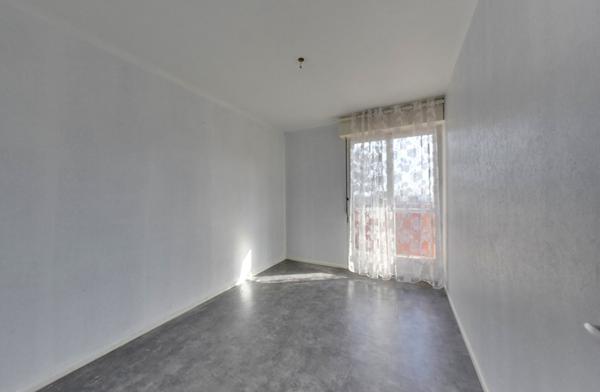 Appartement Auxerre 5 pièce(s) avec balcon