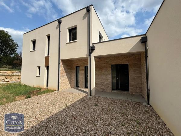Maison à louer 5 pièces 218m² Lembras (24100)