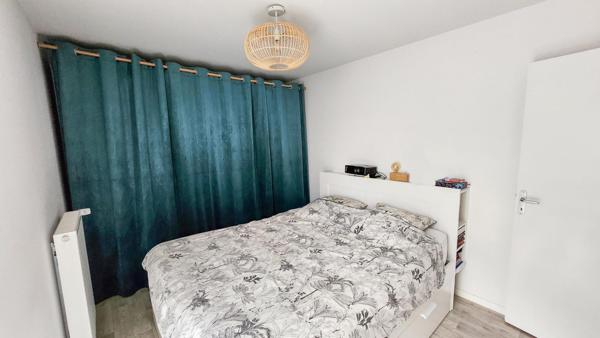 Montgermont – T3 récent de 74 m², lumineux, avec loggia et parking privatif.