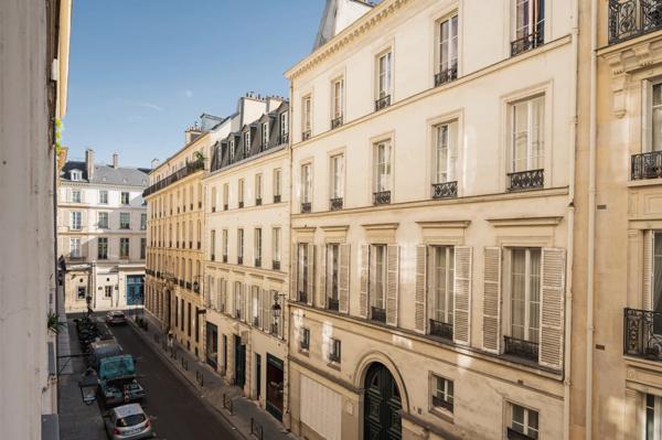 Appartement Paris 7 e - SAINT-GERMAIN-DES-PRÉS