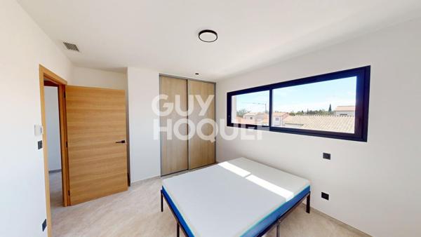 THUIR, à vendre maison récente contemporaine, 5 pièces avec garage, jardin et piscine.