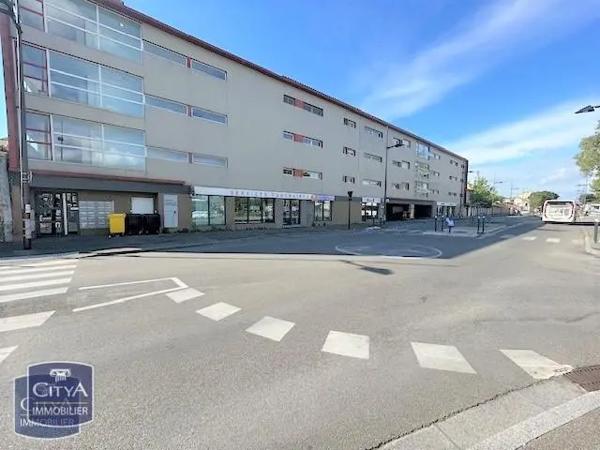 Parking à vendre 60.5m² Le Pontet (84130)