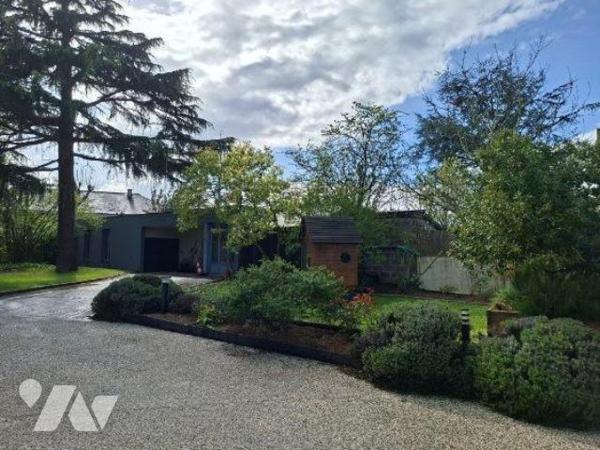 Ensemble Immobilier comprenant deux maisons (habitation et Locatifs) + dépendances