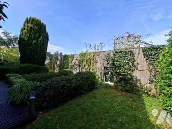 Ensemble Immobilier comprenant deux maisons (habitation et Locatifs) + dépendances