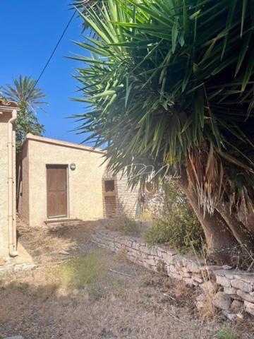 Propriété dans la campagne bonifacienne