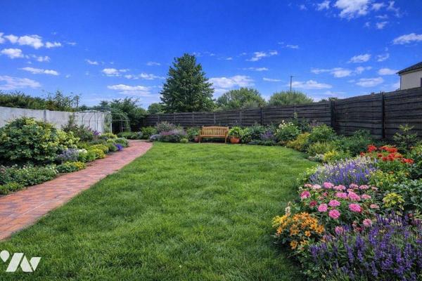 Maison à vendre à Pont-à-Vendin (62880) en Pas-de-Calais (62)

À Pont-à-Vendin, cette maison ...