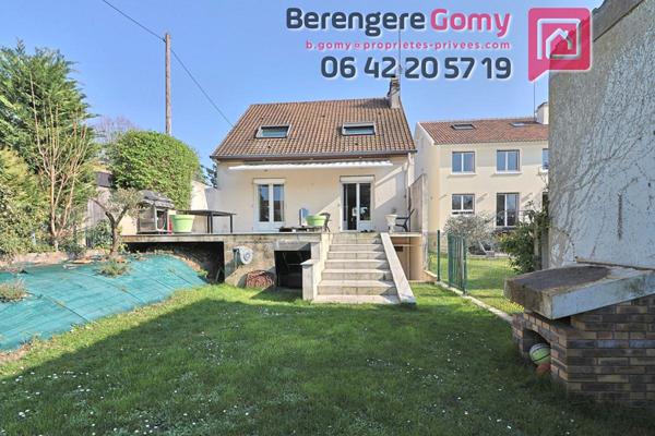 Maison 3 chambres avec séjour lumineux, sous-sol total & DPE B !