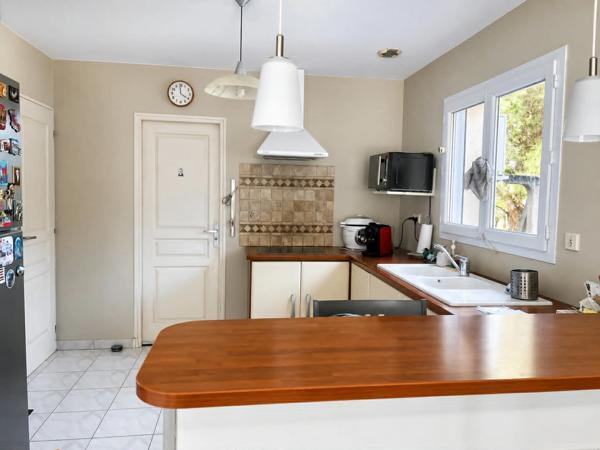 Maison plain-pied avec local indépendant de 106 m² sur superbe parc de 10 000 m² – Birac-sur-Trec (47)