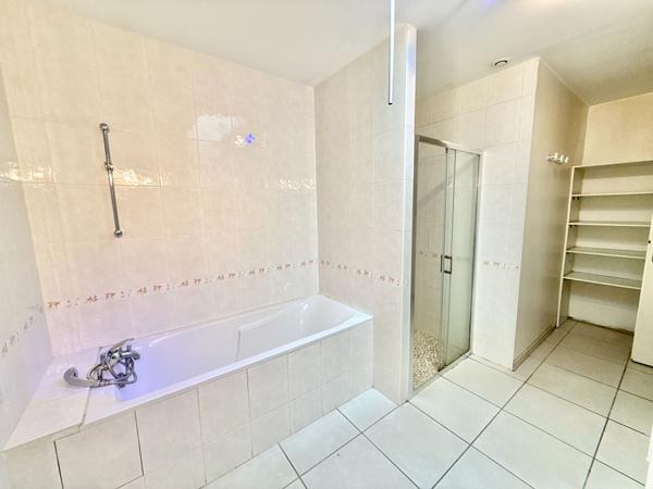A VENDRE : MAISON DE TYPE 4 110 m2 DANS UNE IMPASSE CALME