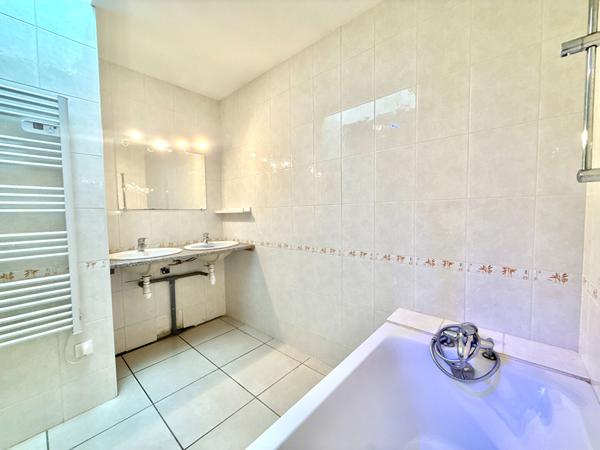A VENDRE : MAISON DE TYPE 4 110 m2 DANS UNE IMPASSE CALME
