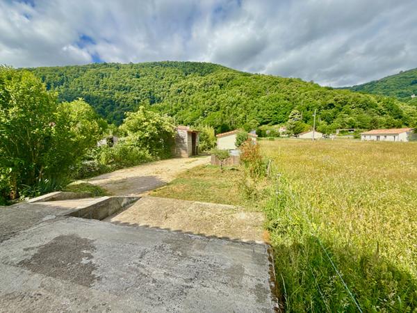 A VENDRE : MAISON DE TYPE 4 110 m2 DANS UNE IMPASSE CALME