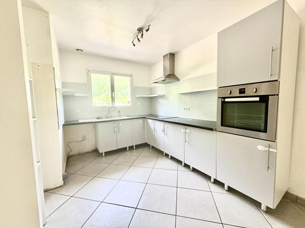 A VENDRE : MAISON DE TYPE 4 110 m2 DANS UNE IMPASSE CALME
