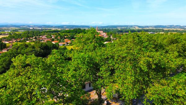 A VENDRE CINTEGABELLE MAISON INDIVIDUELLE T4 AVEC VUE PYRÉNÉES ET GRAND TERRAIN