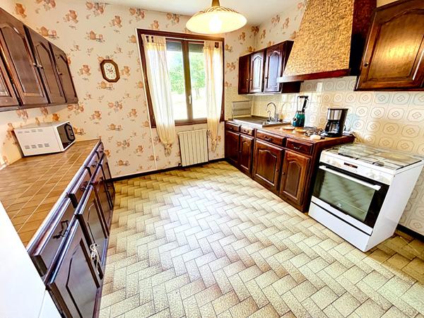 A VENDRE CINTEGABELLE MAISON INDIVIDUELLE T4 AVEC VUE PYRÉNÉES ET GRAND TERRAIN
