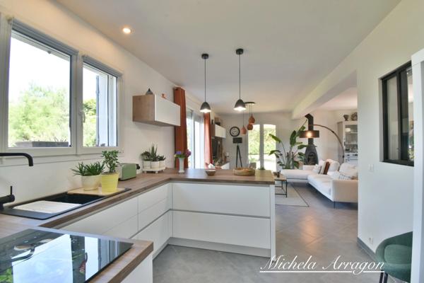 Maison familiale avec parc arboré de plus de 2 000 m² – Grange-sur-Lot