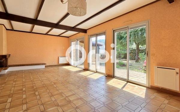 Maison à vendre    4 pièces • 105 m2 Meyzieu