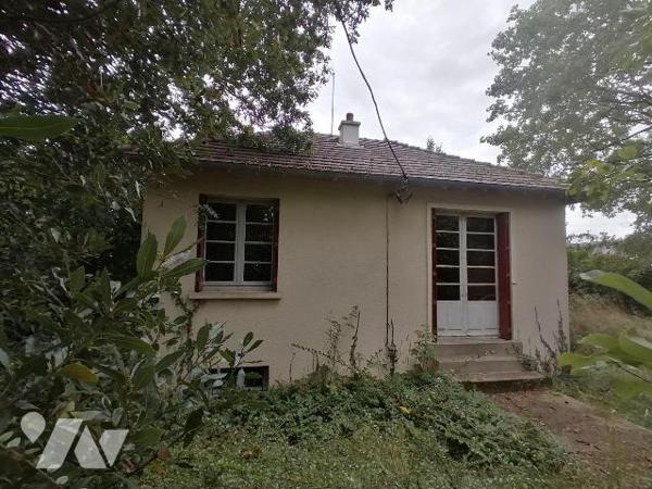 Etude de BRUZ - en sortie d'agglomération à 800 m du centre-ville - maison indépendante à rénov...
