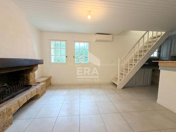 A LOUER 84160 LOURMARIN MAISON 3 PIECES 74.40M² AVEC JARDIN