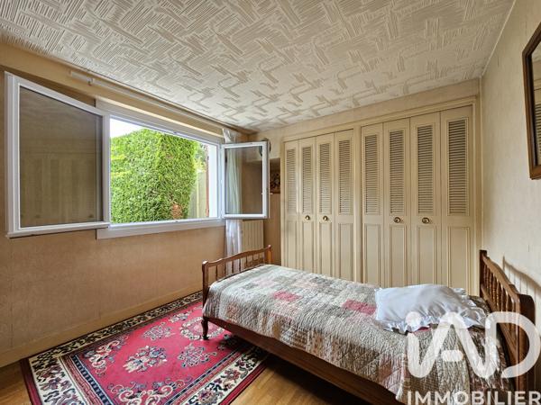 Maison à vendre 5 pièces 85 m² Le Mesnil-le-Roi