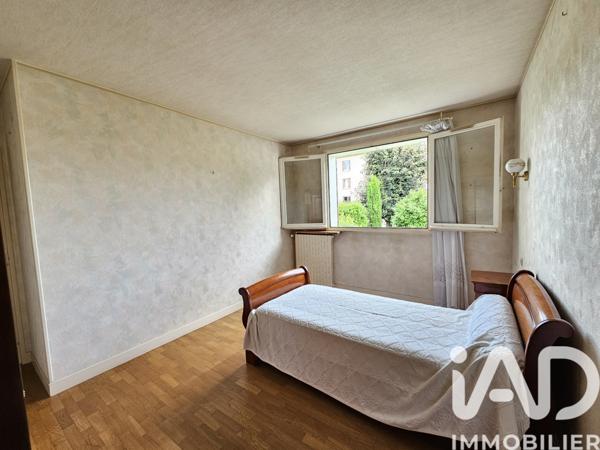 Maison à vendre 5 pièces 85 m² Le Mesnil-le-Roi