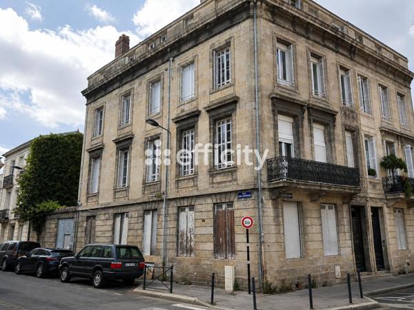 Immeuble
        
        - 408 m² 1 449 000 € *