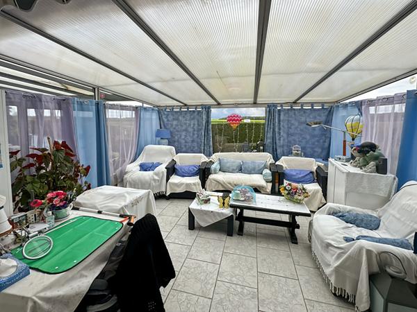 Pavillon plain pied sous sol dépendance 3 chambres