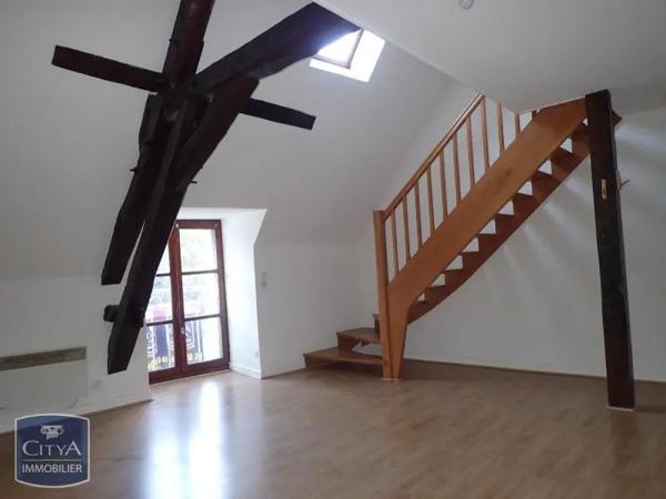 Appartement à louer 2 pièces 46.47m² Châteauroux (36000)