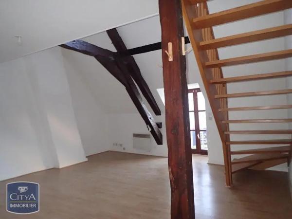 Appartement à louer 2 pièces 46.47m² Châteauroux (36000)