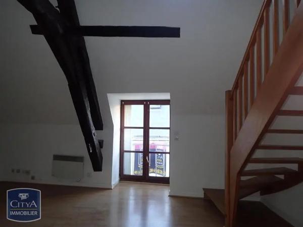 Appartement à louer 2 pièces 46.47m² Châteauroux (36000)
