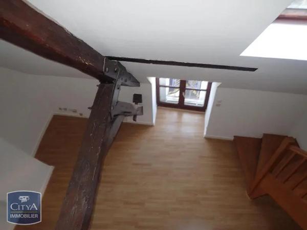 Appartement à louer 2 pièces 46.47m² Châteauroux (36000)