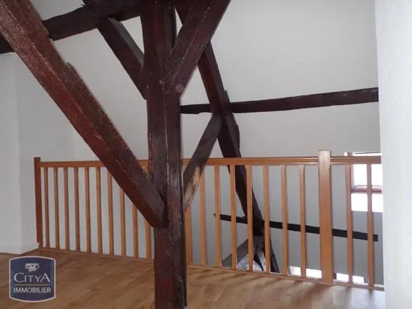 Appartement à louer 2 pièces 46.47m² Châteauroux (36000)